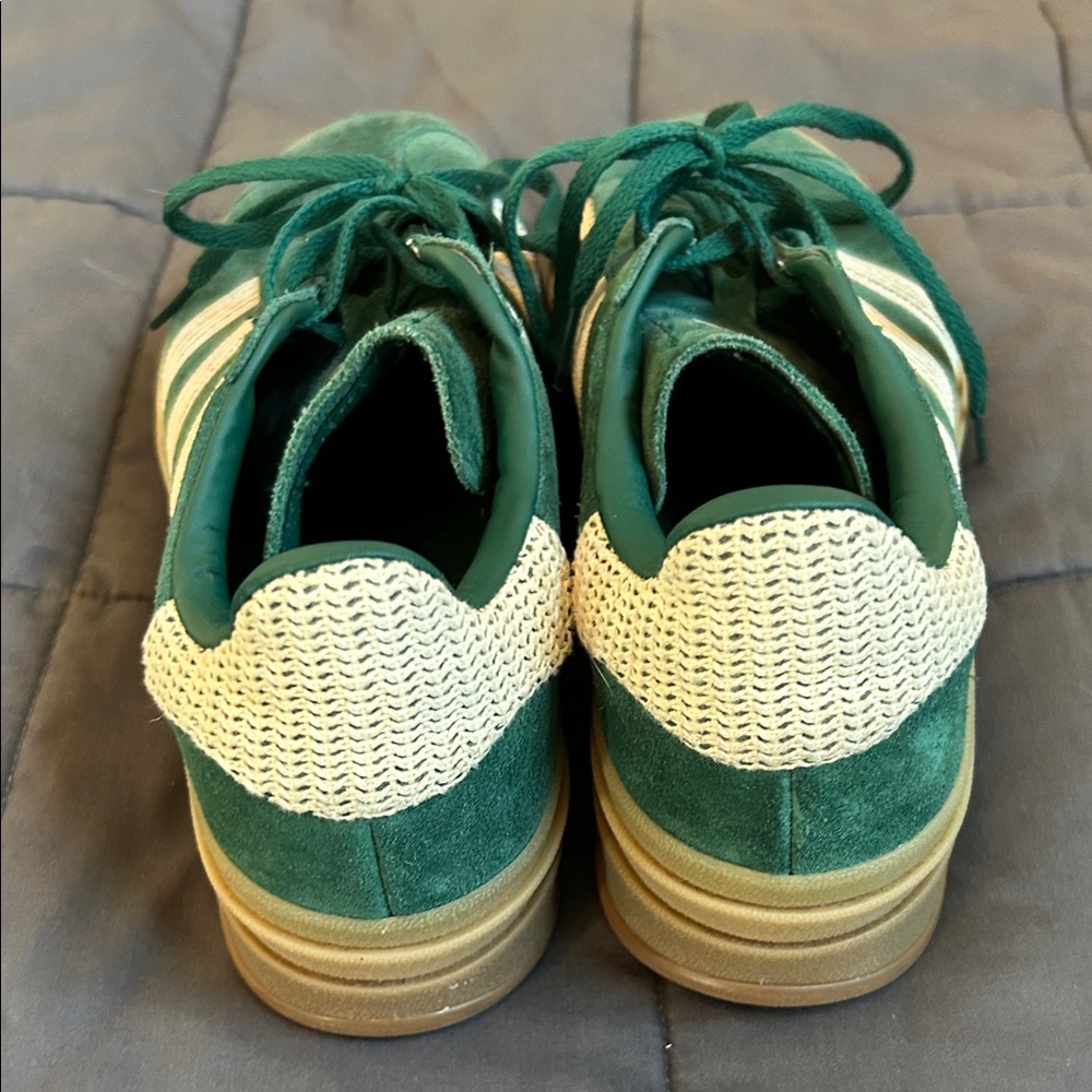 adidas Gazelle Athletic Shoes - Picture 4 of 5